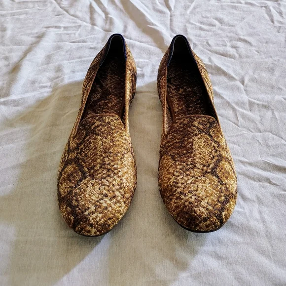 Ladies Size 11 Rothy's Stylish Loafers - Picture 3 of 6